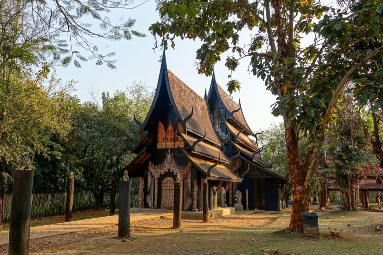 Desde Chiang Mai: Los Templos Icónicos de Chiang Rai y la Casa Negra