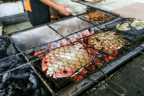 Bali: Świątynia Uluwatu, taniec kecak i Jimbaran