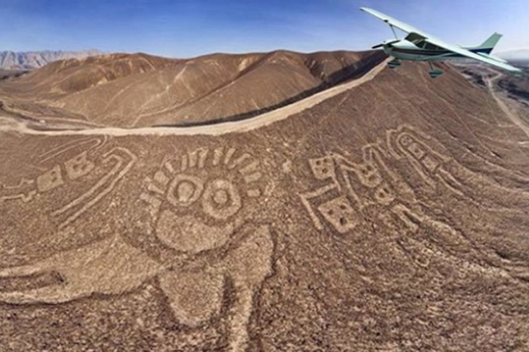 Nazca : 60 min de survol 21 figures de Nazca et Palpa + transferts inclus