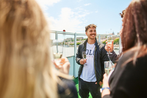 Budapest: Summer Brunch & Cruise with Prosecco or Cake Brunch & Cruise with Unlimited Prosecco