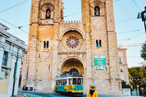 Lisbona: Tour panoramico della città vecchia in Tuk-Tuk