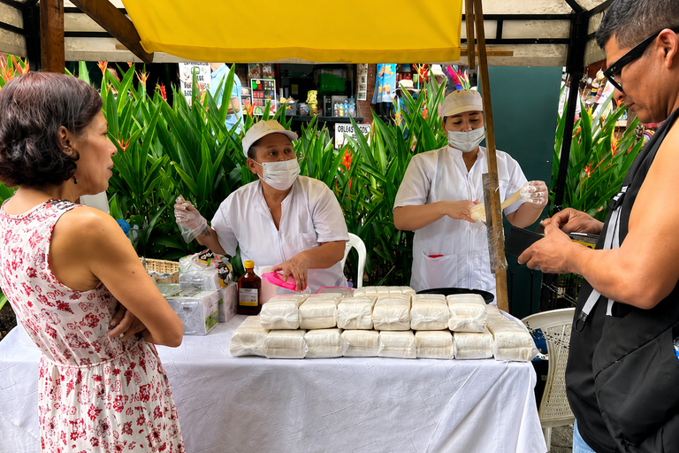Medellín: Pueblito Paisa, local culture and Snacks