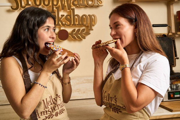 Amsterdam: tour a piedi tra storia e highlight con degustazione di stroopwafel