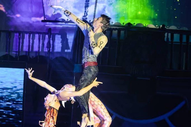 Phuket: Bilhete de entrada para o Aqua Circus com transferes opcionaisLugares de platina: Bilhete de entrada para o Phuket Aqua Circus