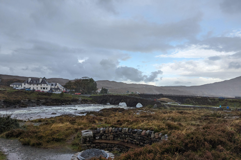 Tour di 3 giorni dell&#039;isola di Skye, Glencoe, Inverness e Loch Ness3 Day Tour of Isle of Skye, Glencoe &amp; Loch Ness - SPANISH