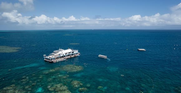 Cairns: 2-Day Barrier Reef Pontoon & Fitzroy Island Tour