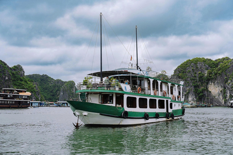 2 日吉婆岛-兰哈湾小团游（含三餐和门票）2天吉婆岛-兰哈湾之旅包括从河内出发的单程接送服务。