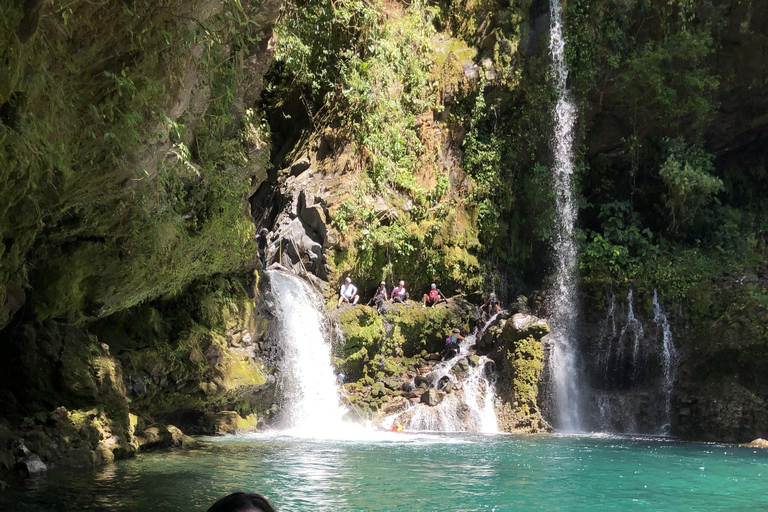 Odkryj i ciesz się kanionem Macho De Monte w Cuesta de Piedra Chiriqui.Odkryj i ciesz się Kanionem Macho De Monte w Cuesta de Piedra Chiriqui.