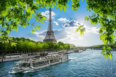 Paris: Cruzeiro de um dia ou ao pôr do sol com bebida, gelado ou sobremesa