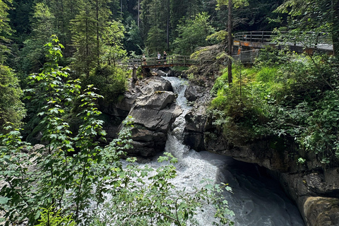 Griesalp Dolina alpejska wpisana na listę UNESCO Wycieczka rowerem elektrycznym z InterlakenWycieczka rowerowa elektrycznym rowerem z Interlaken do alpejskiej doliny Griesalp wpis