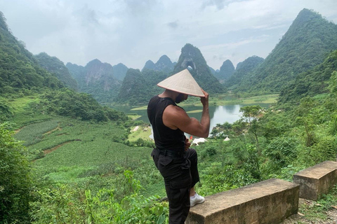 Von Hanoi: Ban Gioc Wasserfall 2 Tage 1 Nacht - Kleine GruppeEinziger Bus von Hanoi zum Ban Gioc Wasserfall täglich um 20.00 Uhr