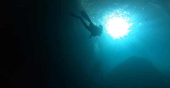 Gozo: esperienza di immersione subacquea per principianti