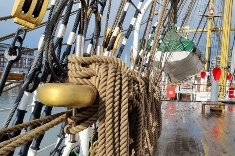 Bremerhaven: Entrada Schulschiff Deutschland