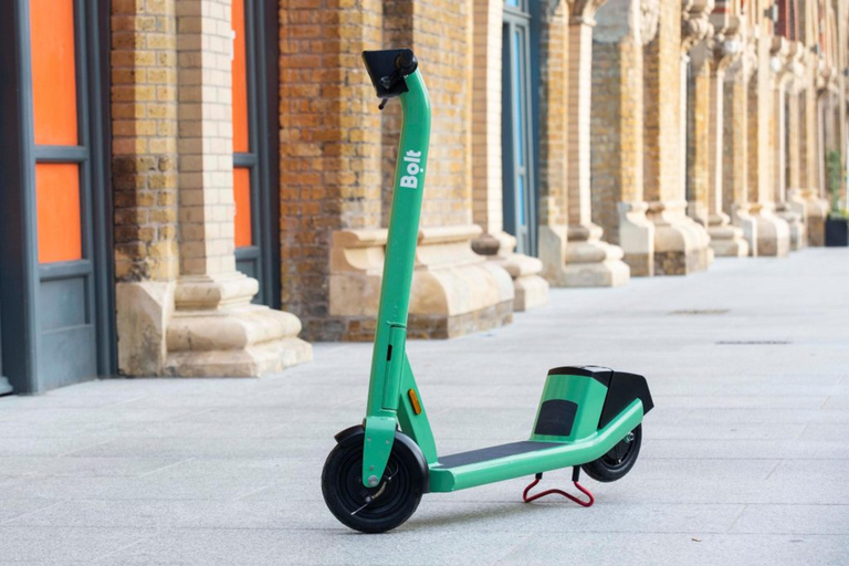 Varsovia: Pases turísticos Bolt para e-scootersPerno Varsovia: Pase de una Semana Turística con 168 horas de validez