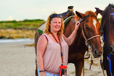 Punta Cana: Paardrijden bij zonsondergang aan het strand met ophaalservice vanaf je hotelWe kunnen altijd coördineren als we beschikbaar zijn.