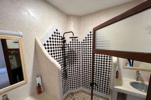 2 Days Trip From Marrakech To Ouarzazate & Dades Valley 2 Days Shared Tour : Marrakech To Ouarzazate & Dades Valley