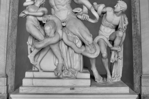 Rome: Vatican, Sistine Chapel, and St Peter's Guided Tour Private Tour: Vatican Museums, Sistine Chapel & St. Peter's