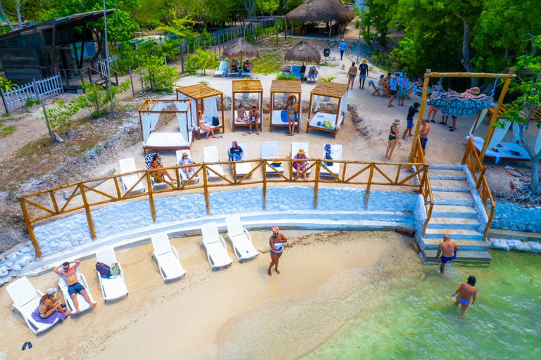 Heldag på stranden Isla Encantada