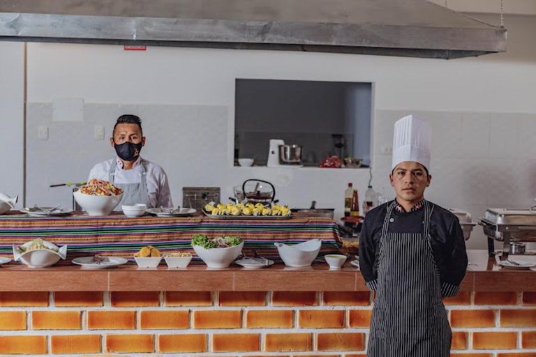 Desde Cusco: Visita a Montaña de Arcoiris Vinicunva mas ComidaVisita a Montaña de Arcoiris Vinicunva