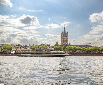 Keulen: Rijncruise tussen Dom en Rodenkirchen