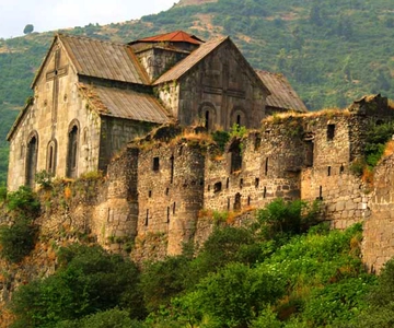 From Tbilisi to Armenia: Akhtala, Haghpat & Sanahin Day-Trip