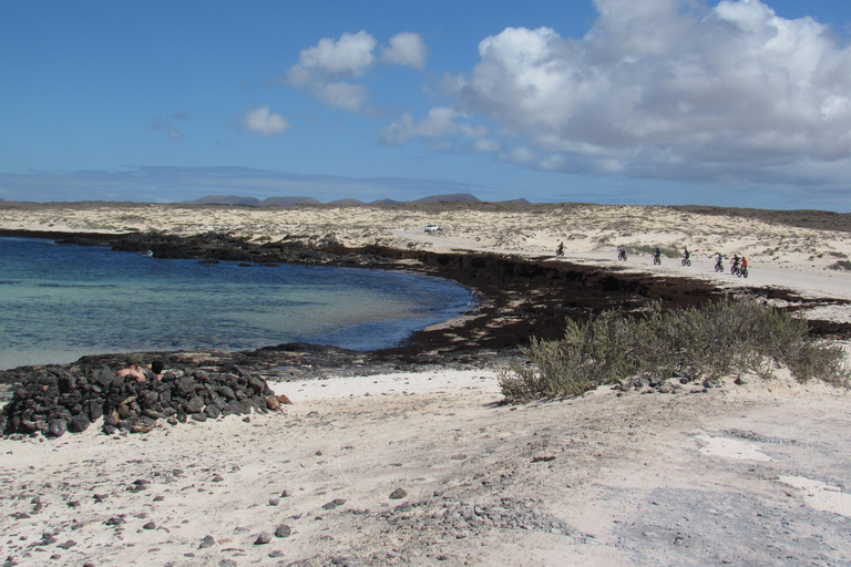 E-Biking zwischen VulkanenMit dem E-Bike durch die Vulkanlandschaft