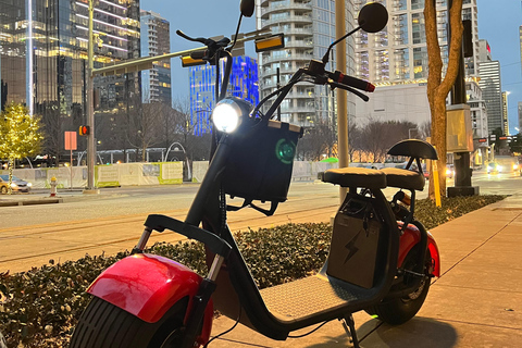 Dallas: 2-Hour E-Scooter Rental with Helmet and Lock