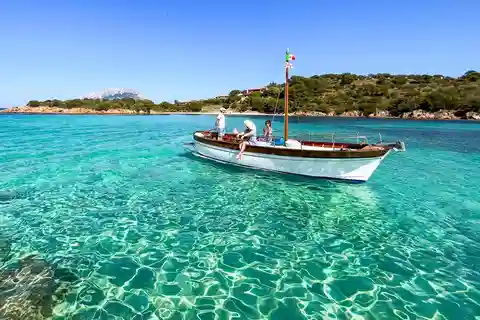 Porto San Paolo: Day Tour to Tavolara and Molara fish-Lunch