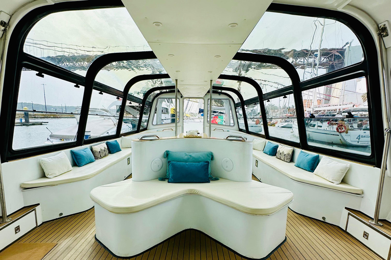 New Year’s Eve Luxury Boat – DJ, Buffet & Open Bar