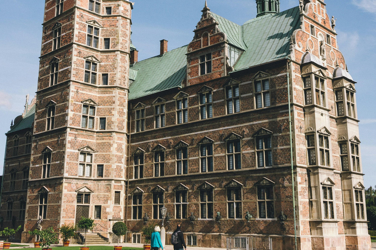 Copenhagen: Rosenborg Castle 2hr with Guide – Crown Jewels