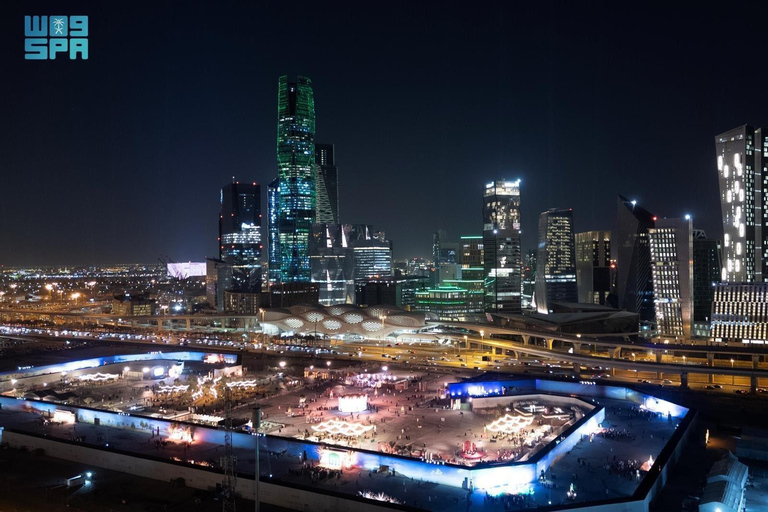 الرياض: برج المملكة، برج الفيصلية، وشارع التحلية