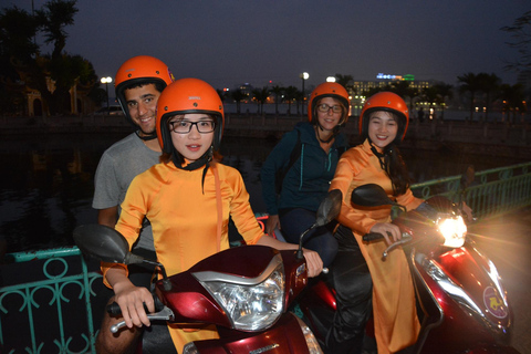 Hanoi: Private Sunset Motorbike Tour with Female Guide