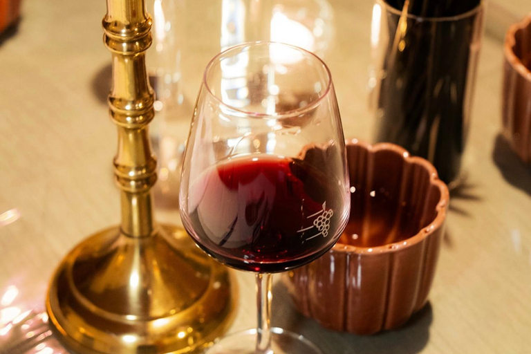 Introduction to Vin Rouge painting