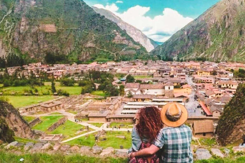 From Cusco: 2-Day Sacred Valley and Machu Picchu Tour