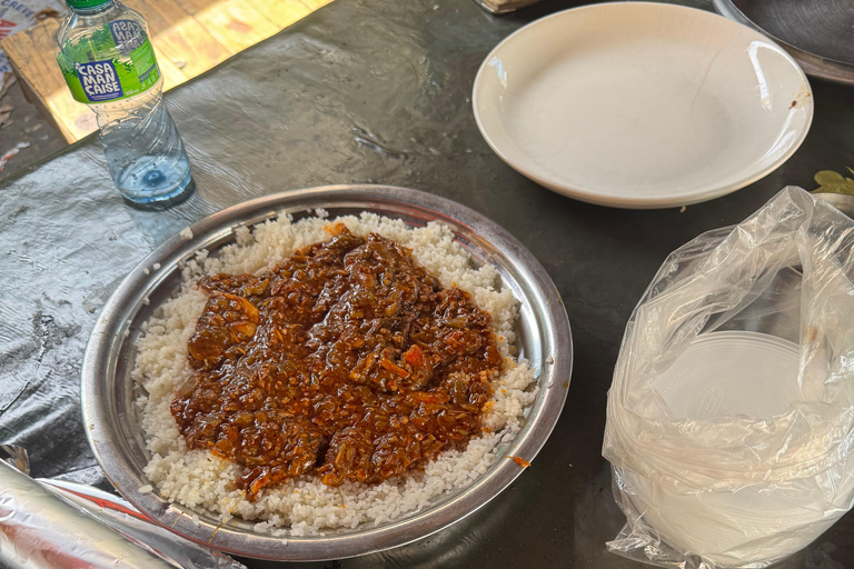 Dakar Daytime Street Food Tour: Tastings & Local Lunch