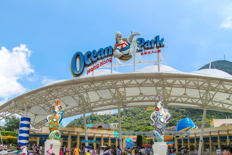 Hong Kong: 4-Day Tour with Hotel, Disneyland, & Ocean Park