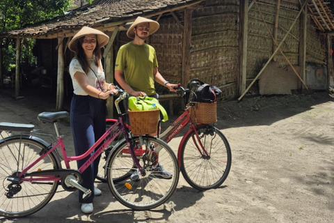 Yogyakarta: Merapi Sunrise, Plaosan Cycling & Prambanan Tour Prambanan Day or sunset Tour