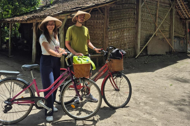 Yogyakarta: Merapi Sunrise, Plaosan Cycling & Prambanan Tour Prambanan Day or sunset Tour