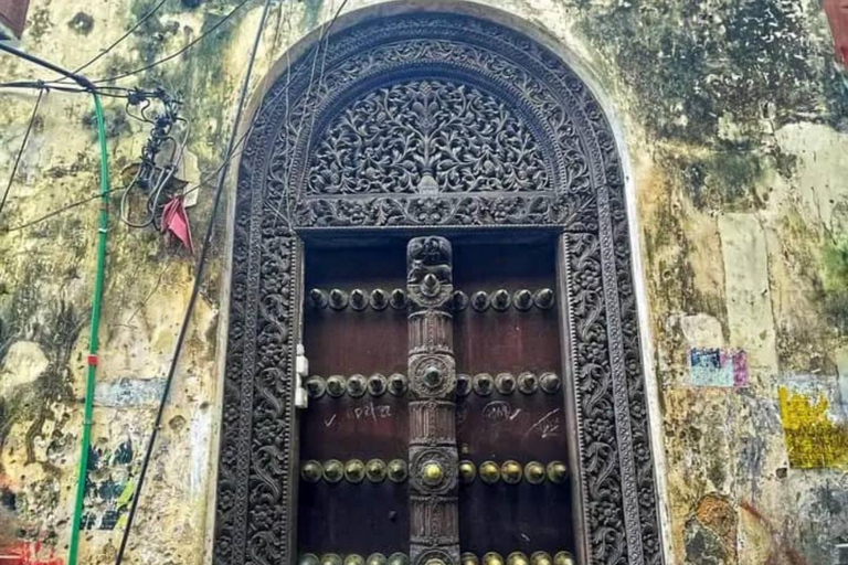Zanzibar: Ancient Town Tour Zanzibar: Ancient Stone Town Not Hotel Pick Up and Drop Off