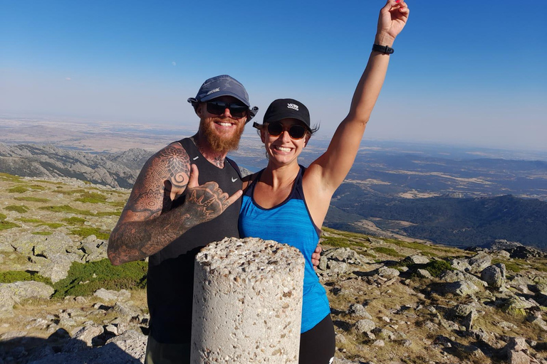 Madrid: Excursión de un día con transporte para hacer senderismo y visitar Segovia