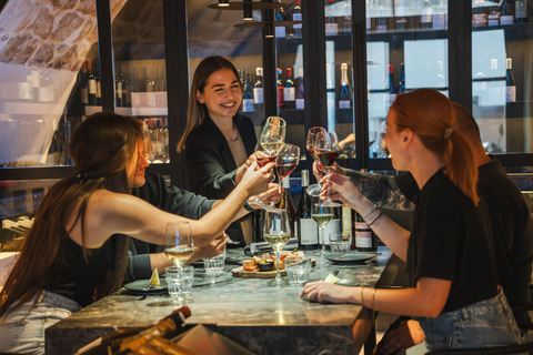 Rethymno: Cretan Wine Tasting Guided Tour with Local Food