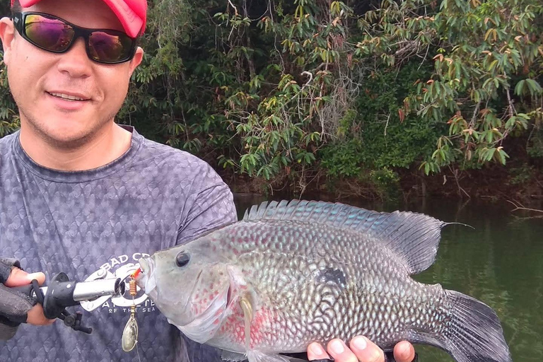 Guatapé: All-inclusive private fishing experience (24-hour advance booking) Guatapé: All-inclusive sport fishing experience (24-hour advance booking)