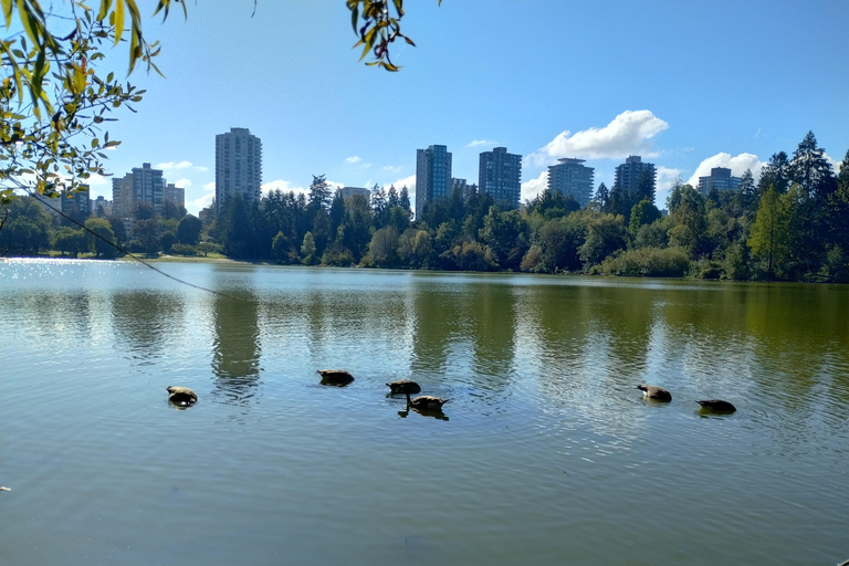 4TOUR COMBO LUX CAR: STANLEY PARK/CAPILANO LAKE/DAM/HATCHERY