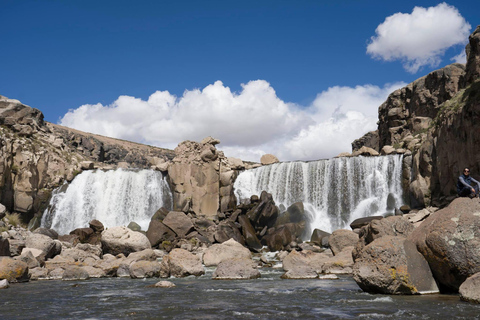 Arequipa: Experience the adventure at the Pillones Waterfall and Stone Forest
