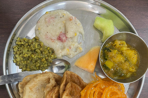 Udaipur: Indian Cooking Class - Art, Antiques & Storytelling Private Experience