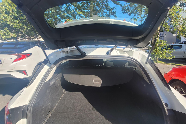 Keflavik Airport (KEF) ↔ Reykjavik: Private Airport Transfer Keflavik Airport ==> Reykjavik city