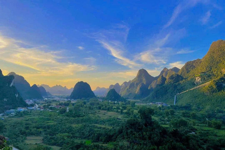 Depuis Hanoi : Chute d'eau de Ban Gioc 2 jours 1 nuit - Petit groupeOnly Bus Hanoi to Ban Gioc Waterfall at 8.00pm Everyday