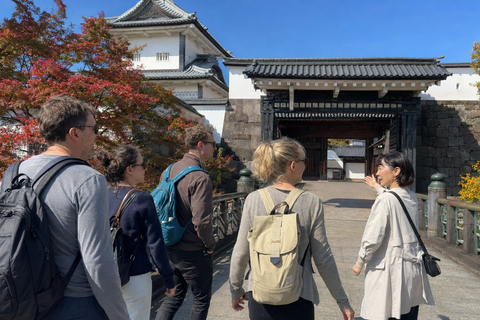 Kanazawa: Kenrokuen Autumn Colors & Castle Walk Early Bird 20% Off – Limited Autumn Offer