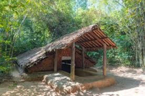 Explore Underground Tunnels in Cu Chi Explore Underground Tunnels in Cu Chi