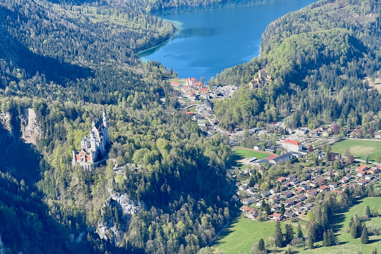 Tegelberg: Neuschwanstein Scenic Guided Photo Tour & Ticket